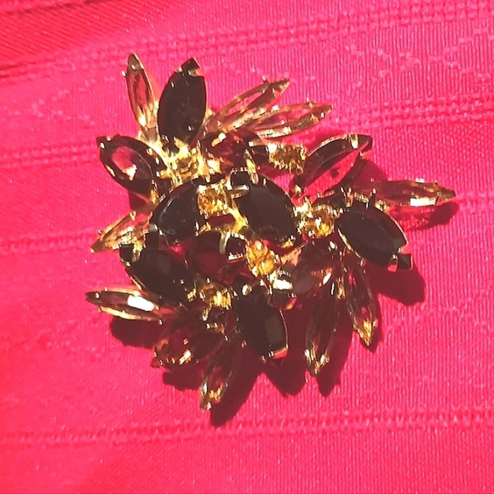 Black,Amber,and Tigers eye inspired beautifully cut crystal Brooch